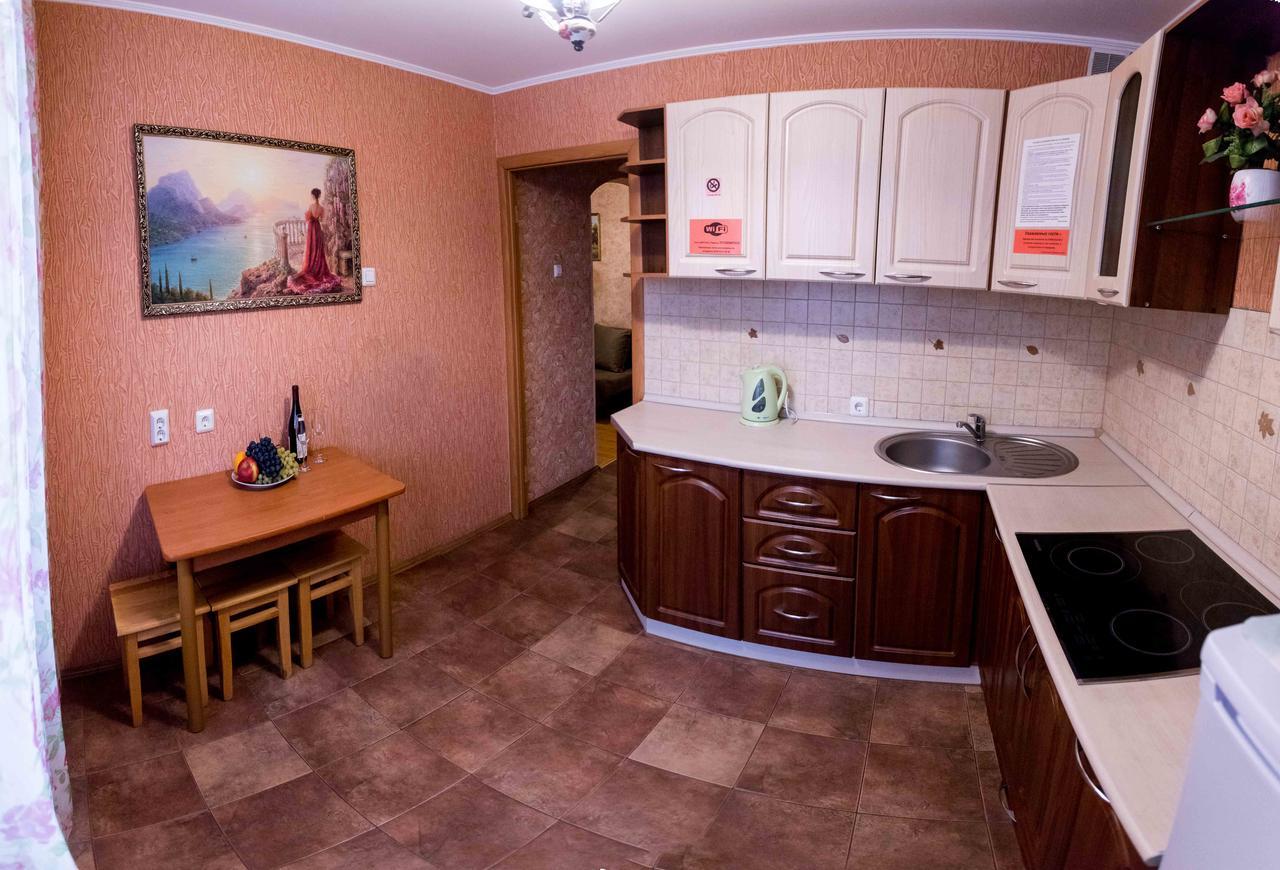 Apartment On Permyakova 76 튜멘 외부 사진